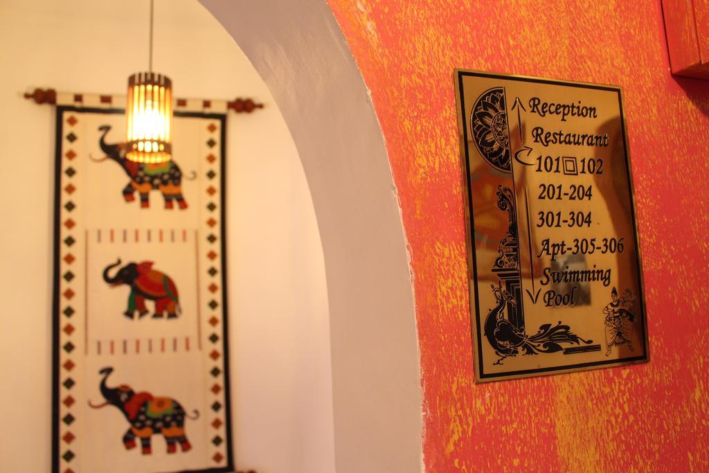 Kandyan Hotel Buitenkant foto