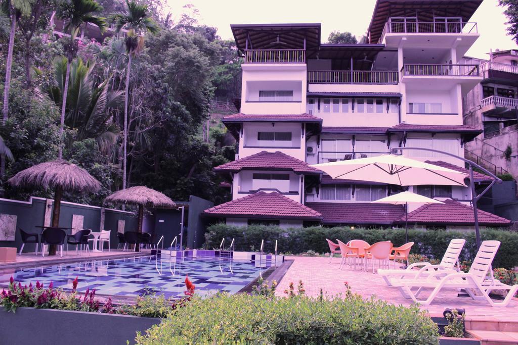 Kandyan Hotel Buitenkant foto