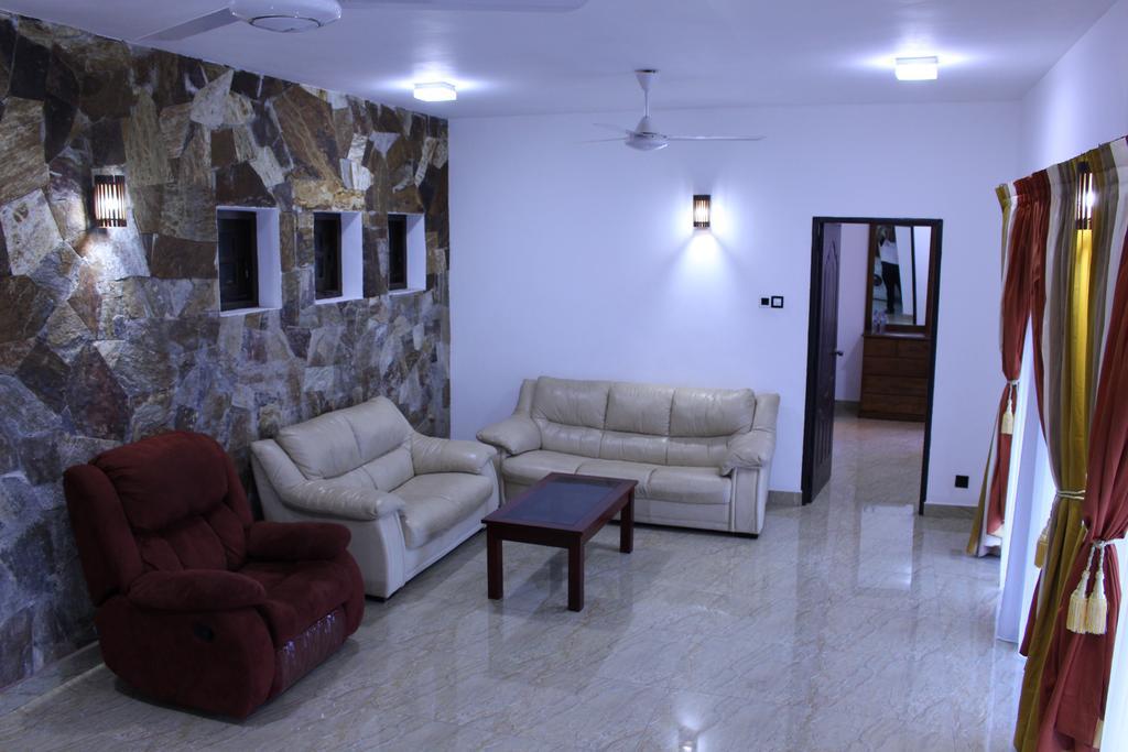 Kandyan Hotel Buitenkant foto
