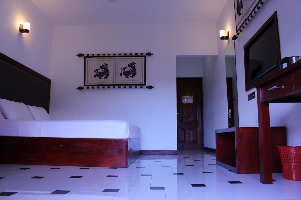 Kandyan Hotel Buitenkant foto