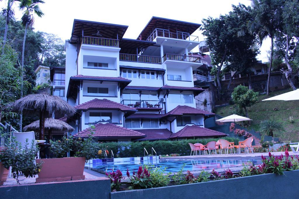 Kandyan Hotel Buitenkant foto
